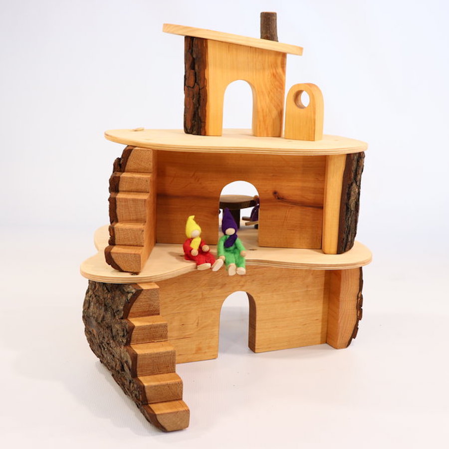 Small Bark Tree House (Magic Wood)